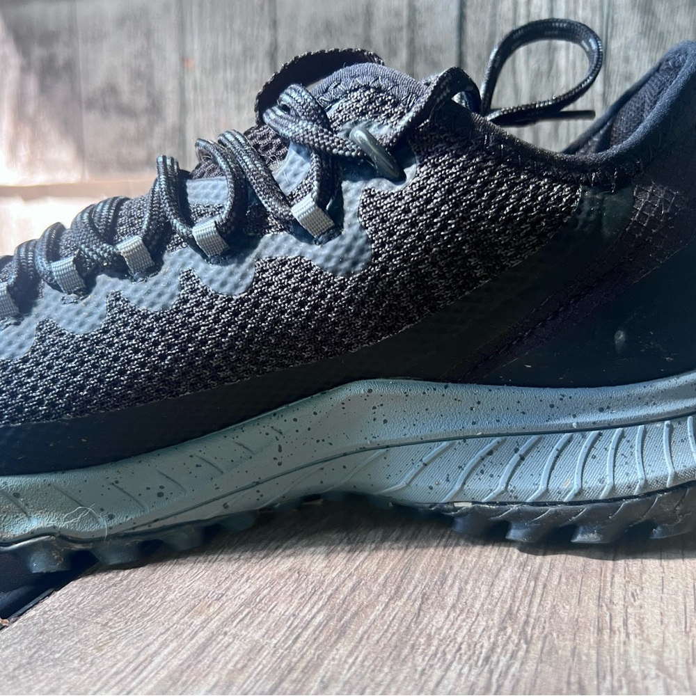 Merrell Size 8 Women’s Athletic Waterproof Trail Sneakers with Quantum Grip - Picture 5 of 9